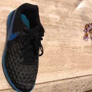 Nike Tiempo Indoor Soccer Soccer Shoe